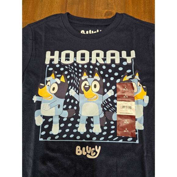 Bluey "Hooray" Dark Blue Unisex Thsirt S 6/7 - Picture 2 of 4